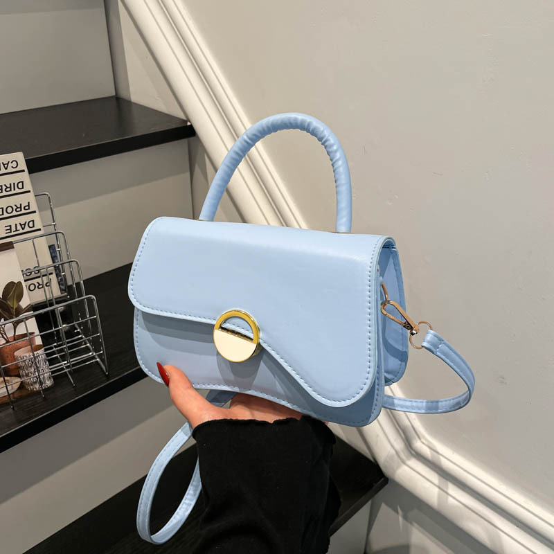 Elegant Women's Small Crossbody Shoulder Bag In Simple Style_voghion.com