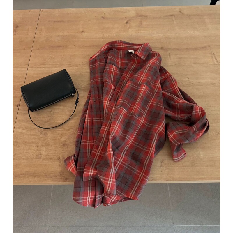 A Piece of Korean-Style Angora Red Shirt, Plaid Hong Kong Style Retro Style, Simple and Versatile Loose Long-Sleeved Shirt