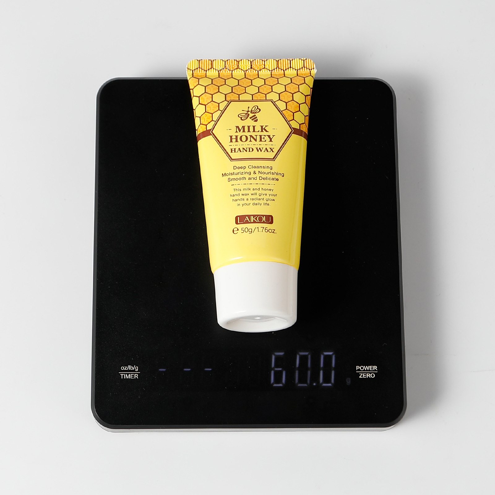 Cross-border English version LAIKOU Honey Milk Hand Wax 50g Hand Mask Moisturizing, hydrating and hydrating Autumn and winter manufacturer in stock Application Scenario