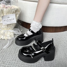 白色法式高跟鞋粗跟玛丽珍女2025新款秋季复古百搭可爱圆头小皮鞋