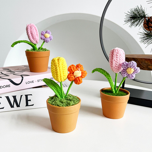 Hand-crocheted wool flowers, finished sunflower potted ornaments, woven flowers, small gift bouquets for dropshipping