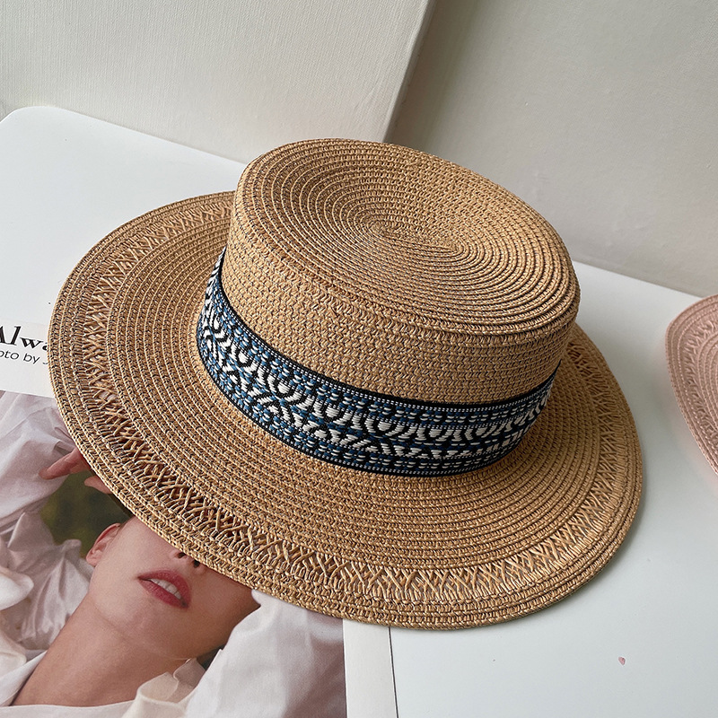 Women's Sweet Geometric Flat Eaves Straw Hat display picture 3