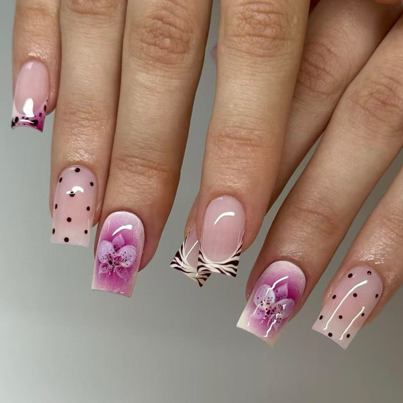 Simple and Elegant Style, Medium-Sized Black Stripes, White French-Style Purple Pink Blush, Polka Dot Flower Design, Wearable Nail Tips