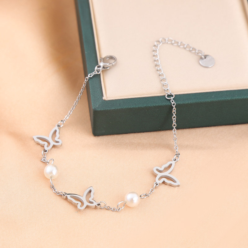 Estrellas huecas mariposas perlas de moda retro acero inoxidable chapado en oro 18k titanio pulsera de acero transfronteriza regalo de novia image 4