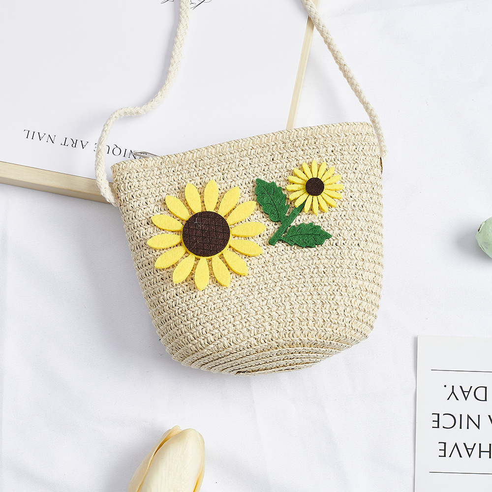 New Spring and Summer Children's Bag Cartoon Daisy Small Bag for Girls, Crossbody Bag for Baby Girls, Beach Straw Small Shoulder Bag
