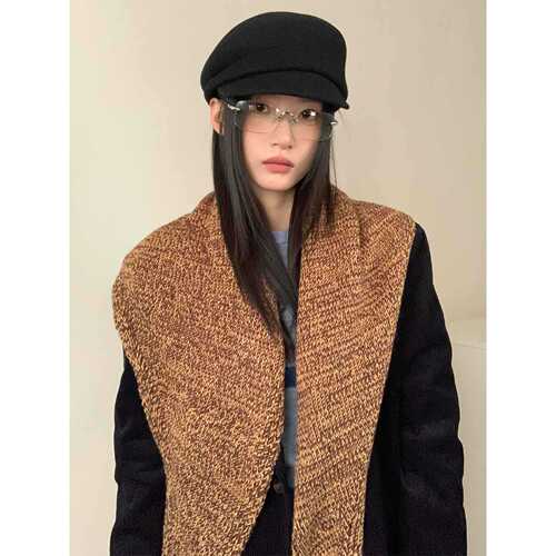 Vintage High-End Knit Triangular Scarf Women's Style 2025 New Winter Layering Warm Scarf Collar Outfit Trendy