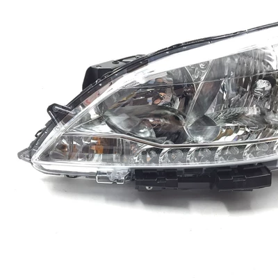 Ön faralar: New Xuanyi headlamp high