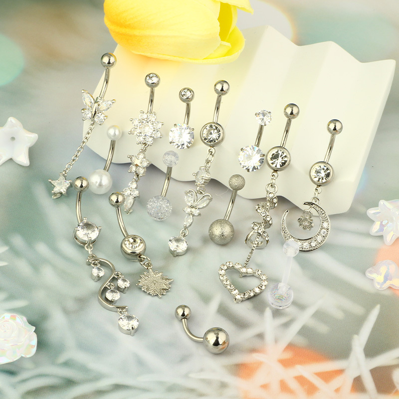 Silver pointed spike labret stud material detail