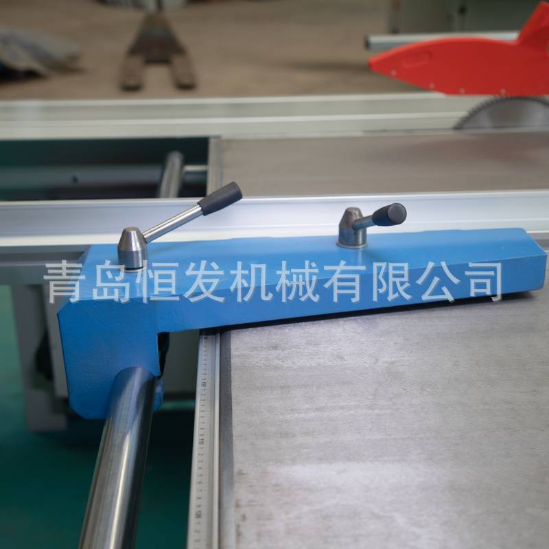 La maquinaria de carpintería precisión Mesa deslizante vio Placa de sierra muebles 45-Grado Sierra de corte de alta precisión no-colapso sierra de corte