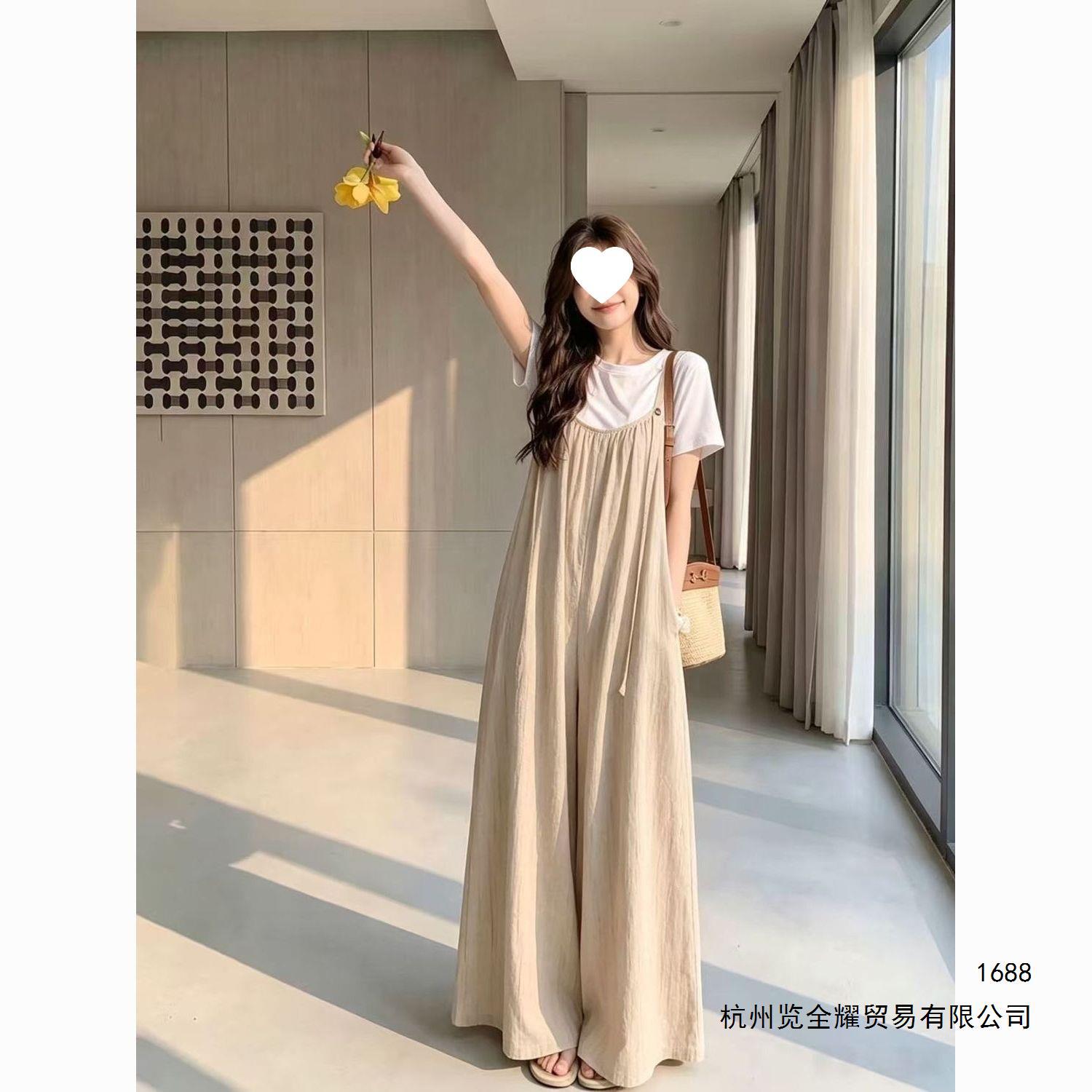 慵懒风背带裤女夏季薄款2026新款宽松休闲裤感连体阔腿裤套装