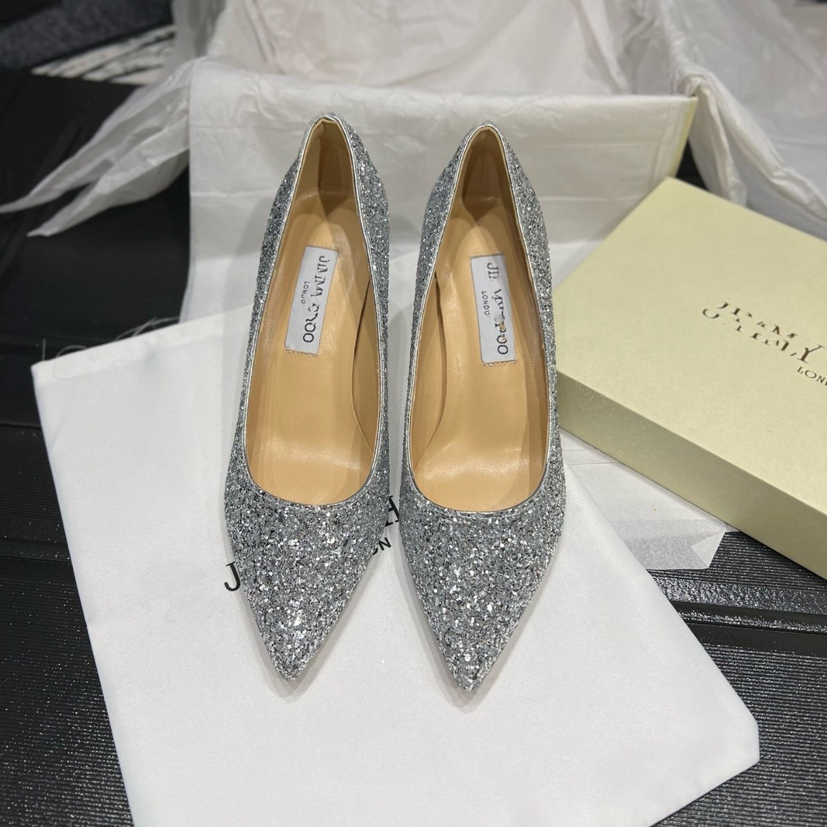 高版本jc气质高跟鞋女2025新款时尚尖头亮片单鞋通勤细跟高跟鞋女