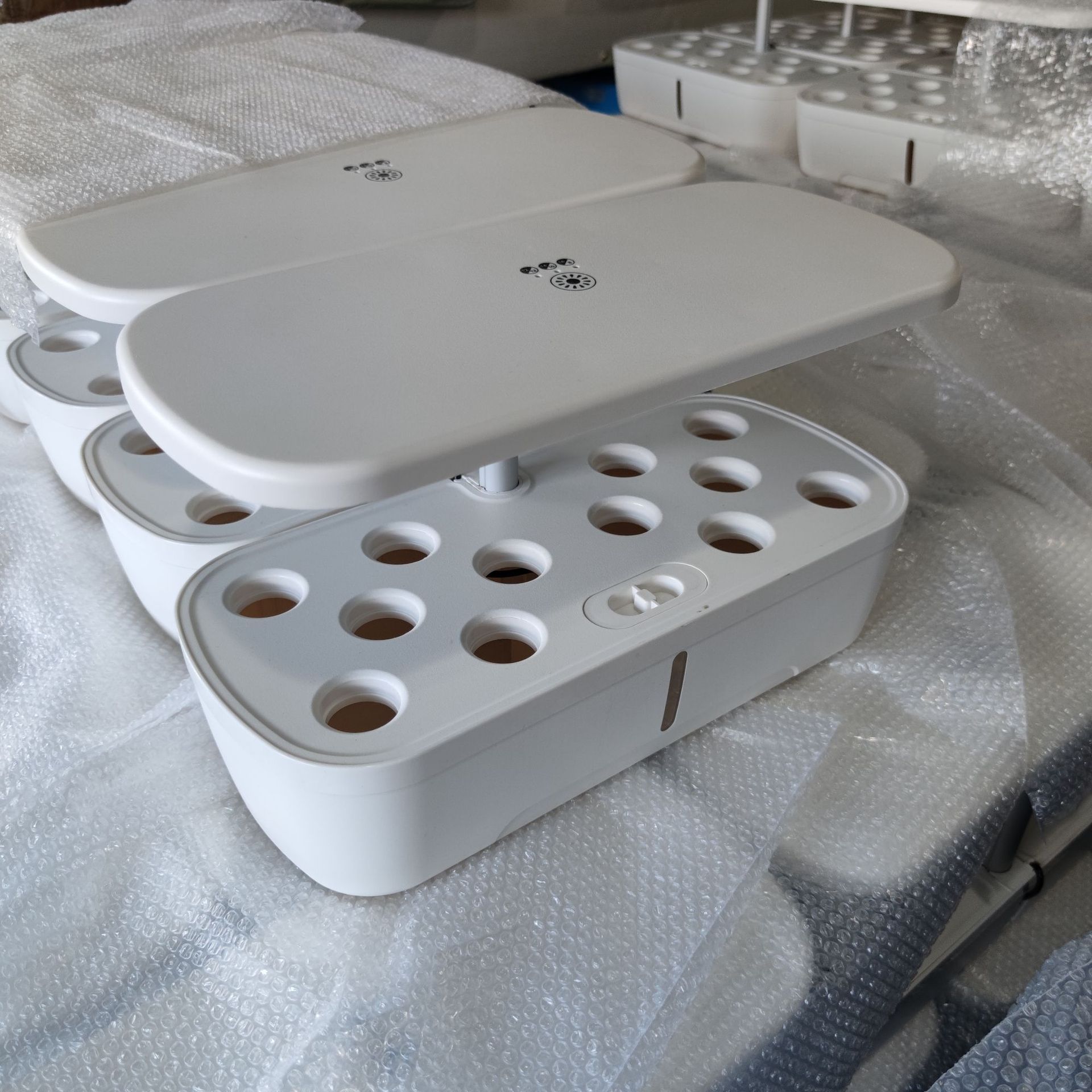 Amazon prefiere la caja de verduras perezosa, la máquina de plantación hidropónica inteligente, la luz de relleno para el hogar, la luz del sol, la lámpara de crecimiento de la planta