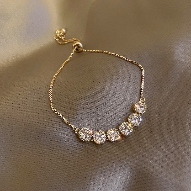 Simple color circón pull-out pulsera de moda elegante todo partido pulsera luz lujo alto sentido pulsera para las mujeres al por mayor