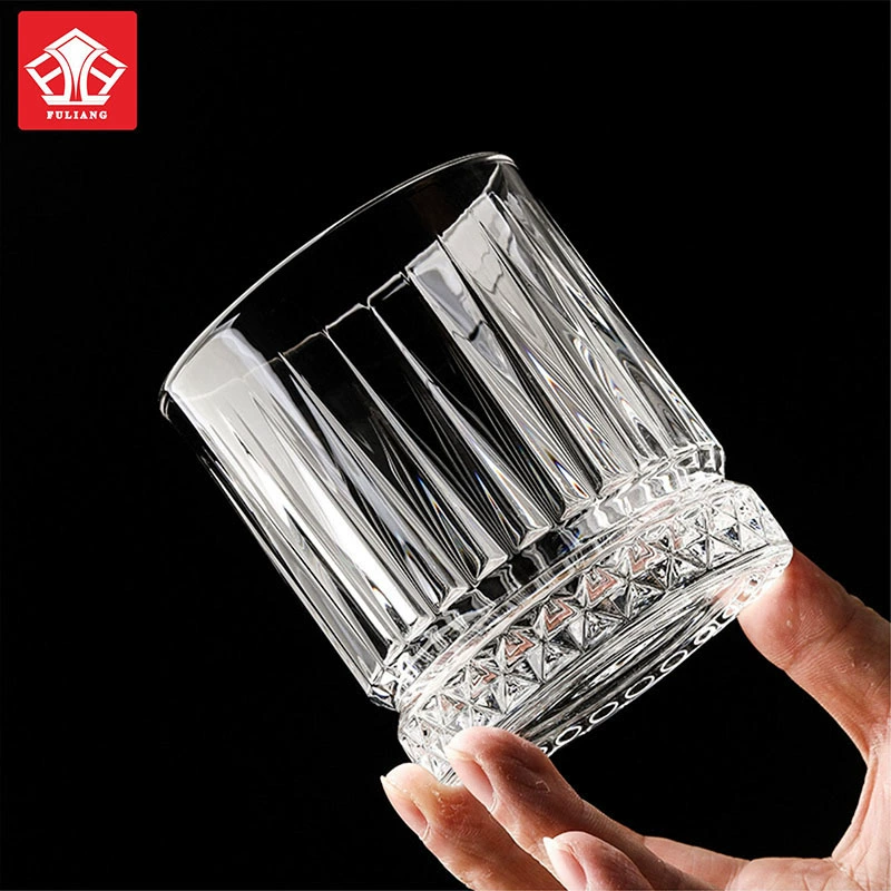 Retro crystal creative wineglass for whiskey