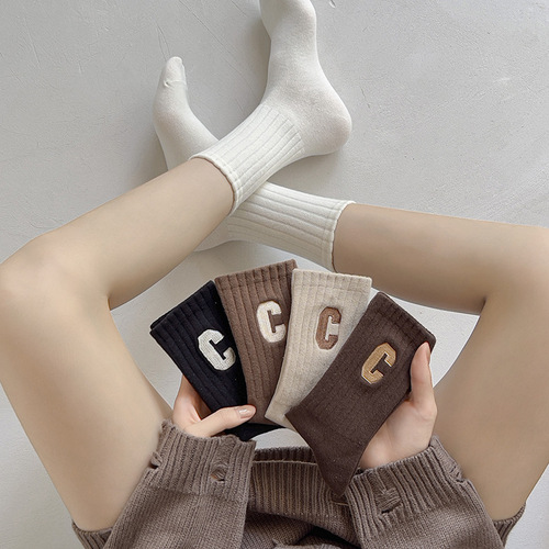 Women's Deodorant Autumn/Winter Mid-Calf Socks for Spring/Autumn, Student-Friendly, Versatile, Ins Trendy, Solid Color, Wholesale