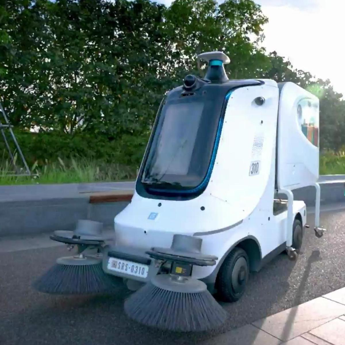 Robot de saneamiento ambiental no tripulado multifuncional al aire libre planifica de forma autónoma la ruta de limpieza de la basura por succión y barrido