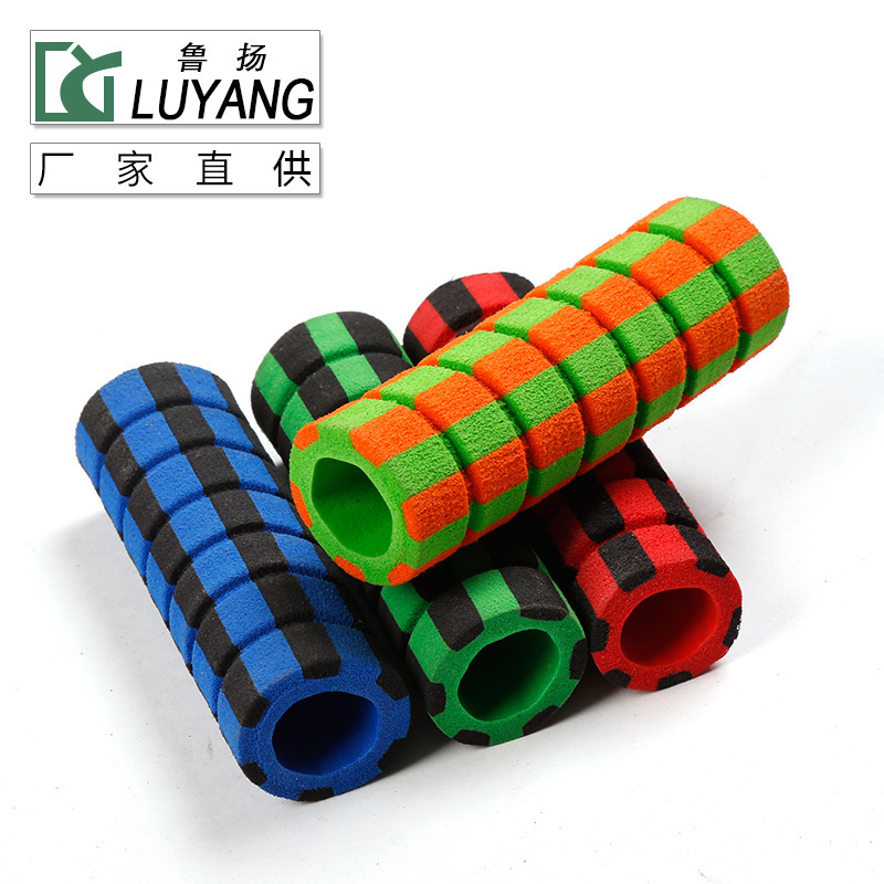 厂家  拉力器发泡管 磨砂橡塑管手纹型双色橡塑 胶绵