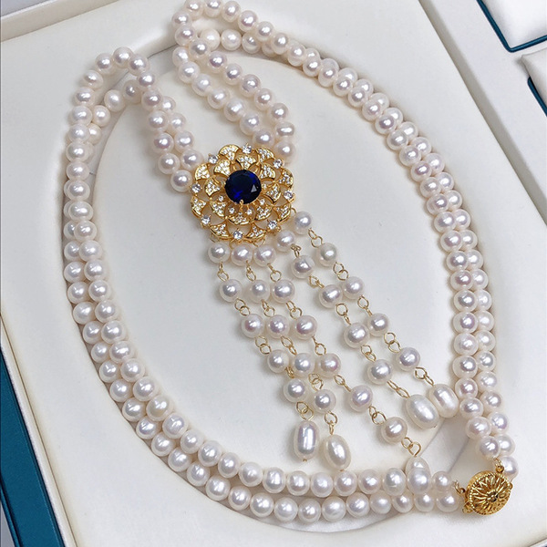 Retro fashionable necklace from pearl