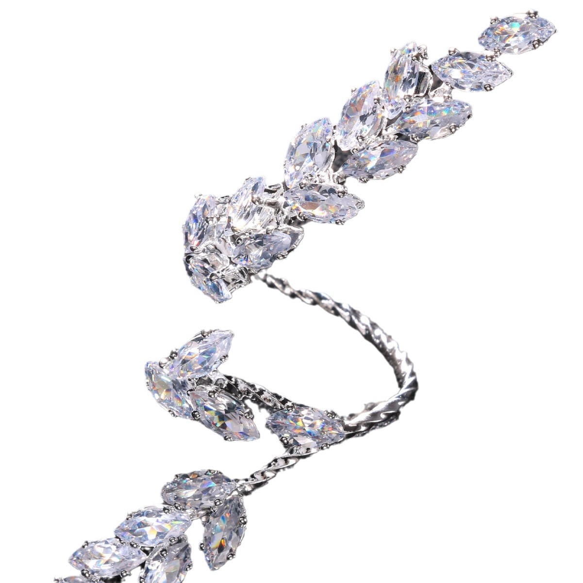 Nueva pulsera de circón transfronteriza personalidad europea y americana brillante accesorios de espalda abierta pulsera femenina