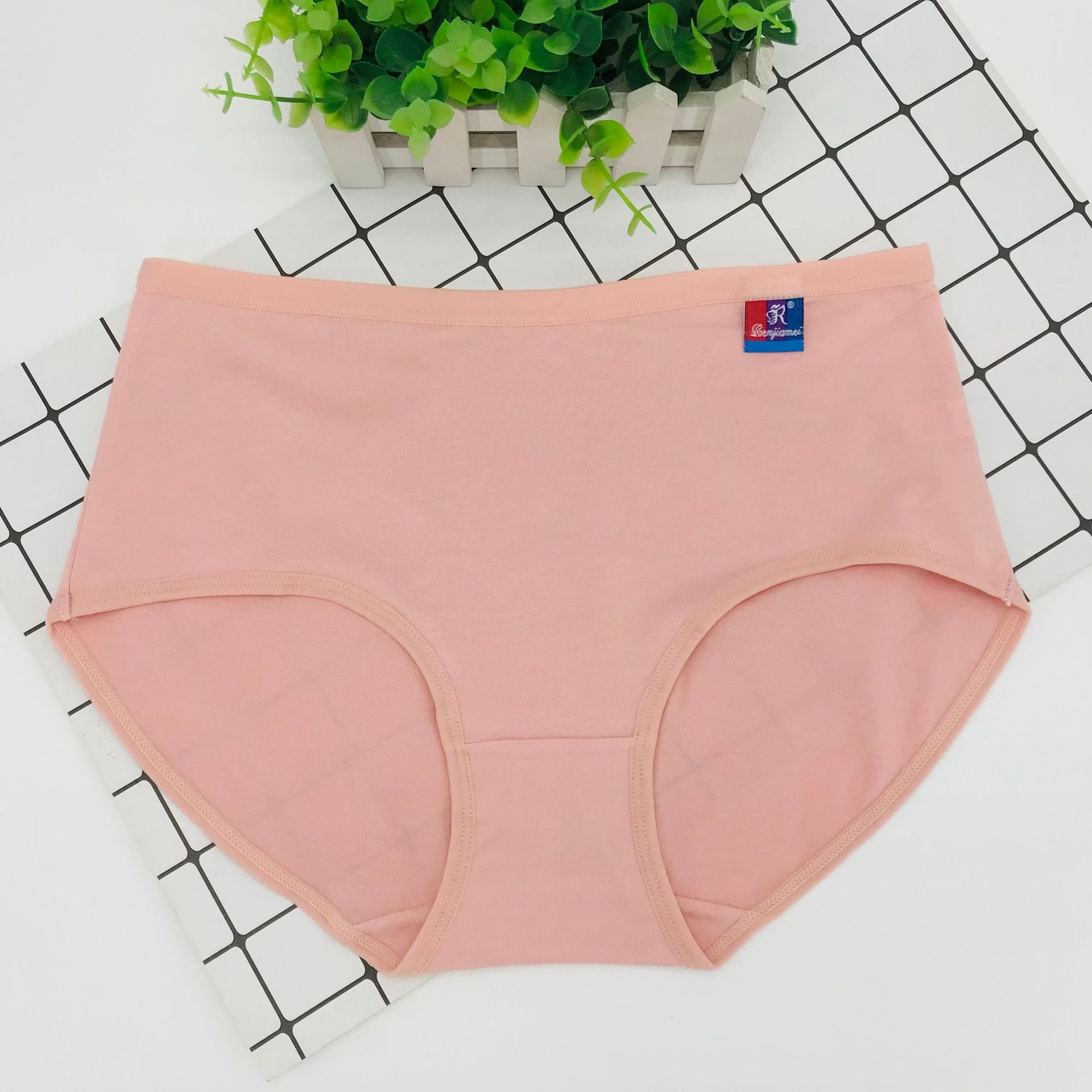 Oferta especial de People's Beauty 8886, ropa interior femenina de algodón puro, suministro promocional totalmente de algodón, color sólido para comercio electrónico, transpirable y cómoda.