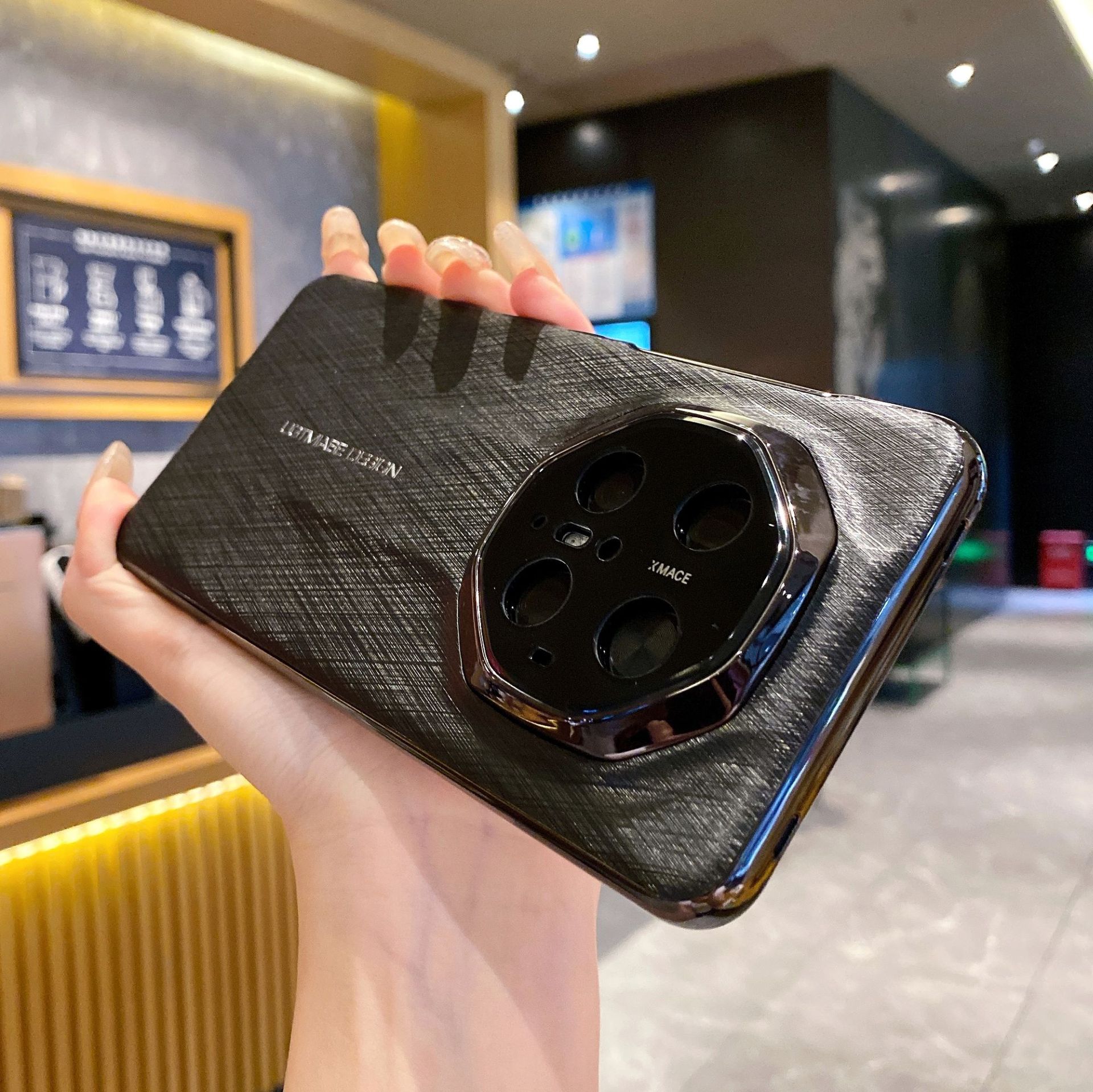 Electroplated Leather Compatible With Huawei Mate70Pro+ Gold Thread Silver Brocade Pattern Phone Case Mate70RS_voghion.com