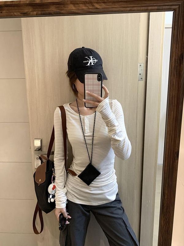 米黄色条纹长袖t恤女早秋新款修身显瘦亨利领内搭外穿打底衫上衣|undefined
