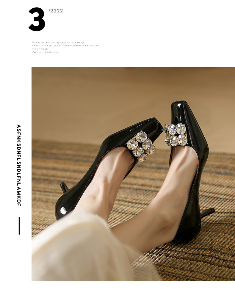 Damen Stiletto High Heels Mit Karree-form Aus Lackleder_voghion.com