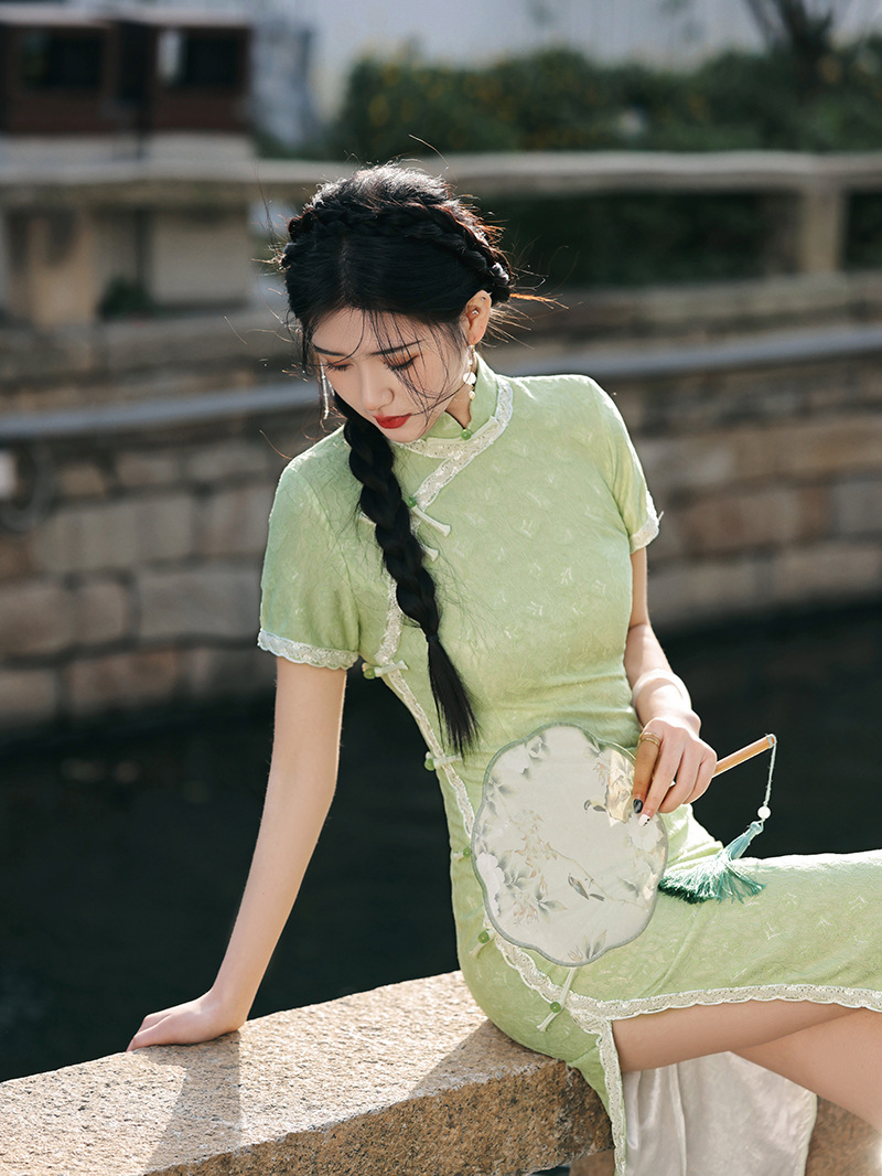 Green lace summer lightweight cheongsam