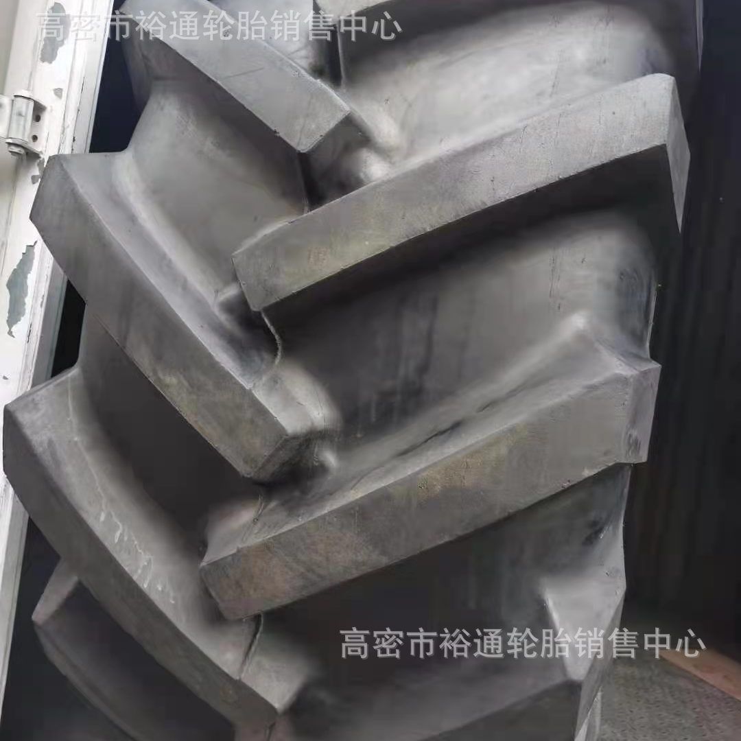 天力人字拌路机真空轮胎28L-26 林业胎19.5L-24 30.5L-32 26.5-25