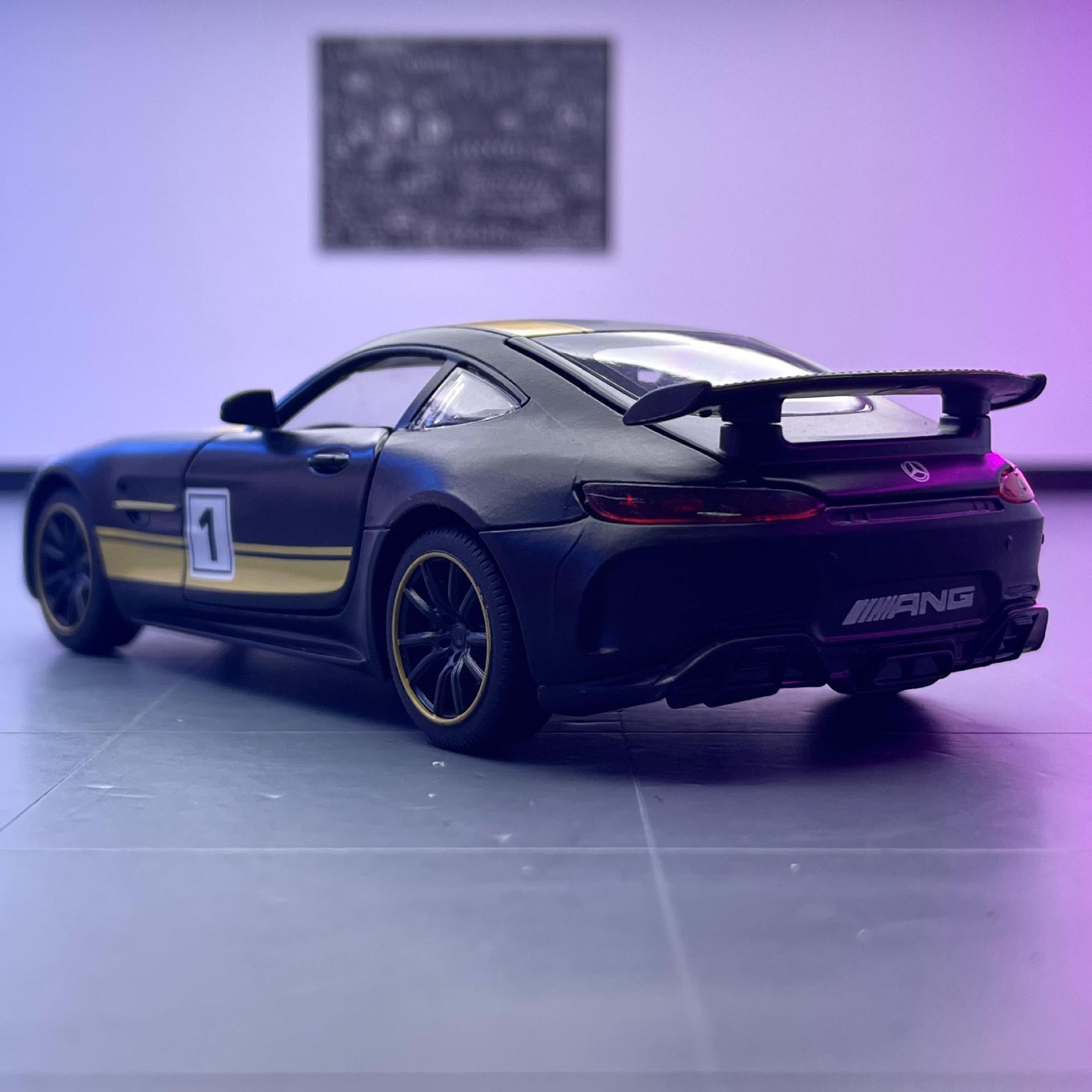 Tianying Alloy Car Model 1:32 Big Ben GT Sports Car Tack Force con sonido y luz Toy Car Music Model Adornos Colección