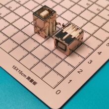 USBĸ��������ʽ����͜�4P90�ȏ��_���z�F����ӡ�Cĸ��USB�ӿ�