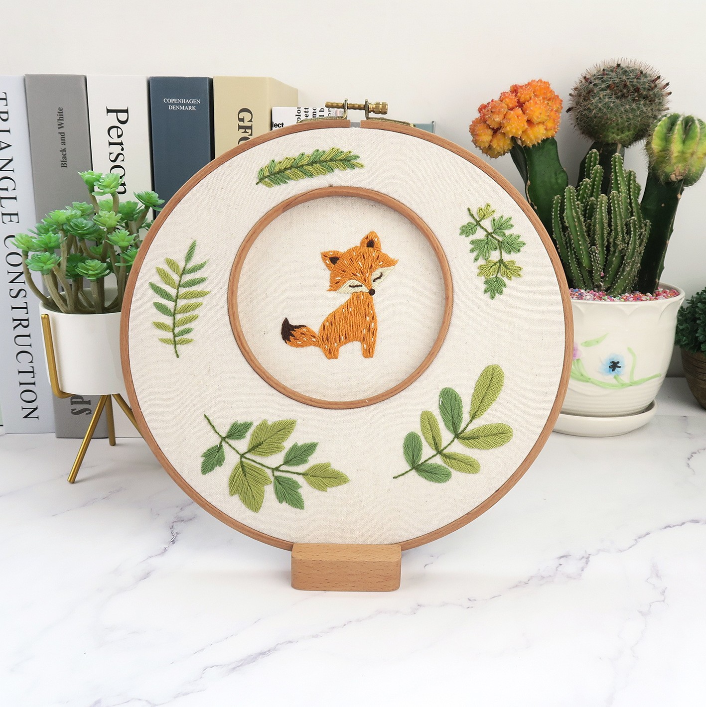 Bordado hecho a mano material de bricolaje paquete principiante Lu bordado estilo europeo tela de guirnalda bordado tridimensional hecho a mano creativo colgante pintura