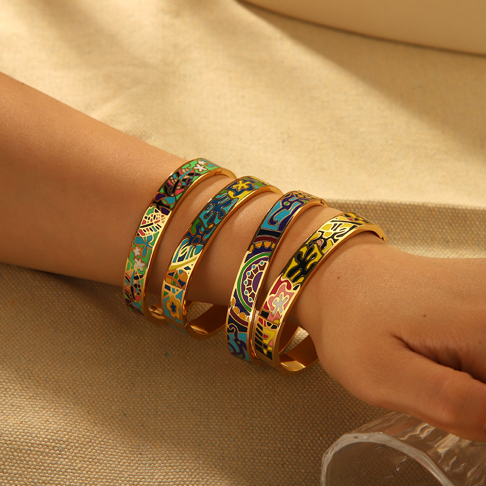Nuevo pulsera de esmalte de textura de flores goteo de aceite de moda 18k oro de titanio pulsera de acero ins no se desvanece pulsera de sensación alta