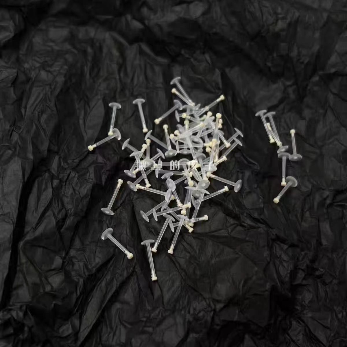 Pointed titanium steel lip stud product view