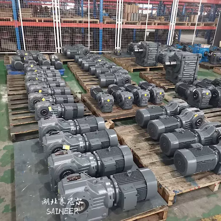 厂家直供SNRKAZ57减速机齿轮箱SNRKAZ67变速箱