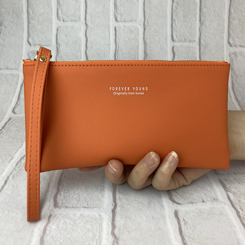 long polyurethane wallet to go out