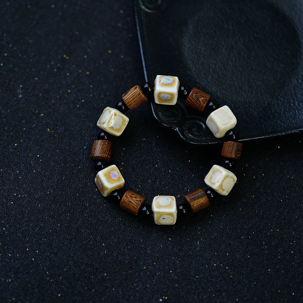 Rétro Style Ethnique Géométrique Céramique Tricot Hommes Bracelets display picture 5