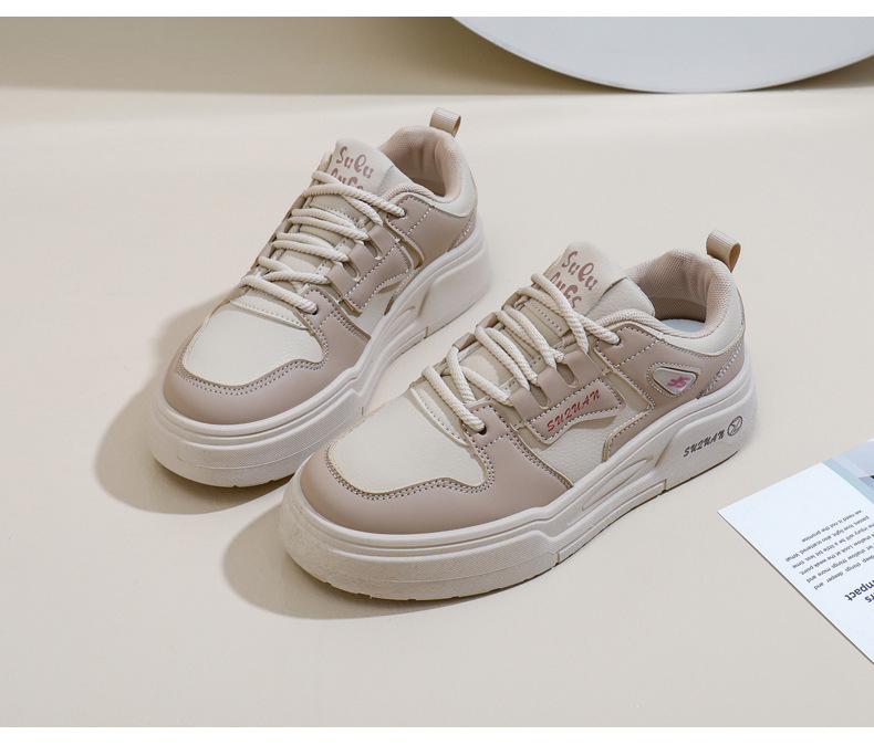 2024 automne blanc nouvelle version coréenne ins étudiante hauteur augmentant la tendance des chaussures de sport à semelles épaisses_voghion.com