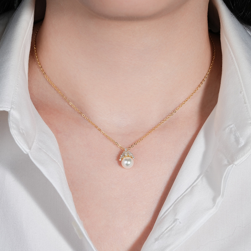 Exquisite S925 Sterling Silver Crown Pendant Necklace with Moissanite and Pearl - Fashion Jewelry Gift for Women