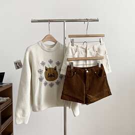 2025秋冬新款韩版复古通勤气质百搭灯芯绒高腰休闲短裤修身热裤女