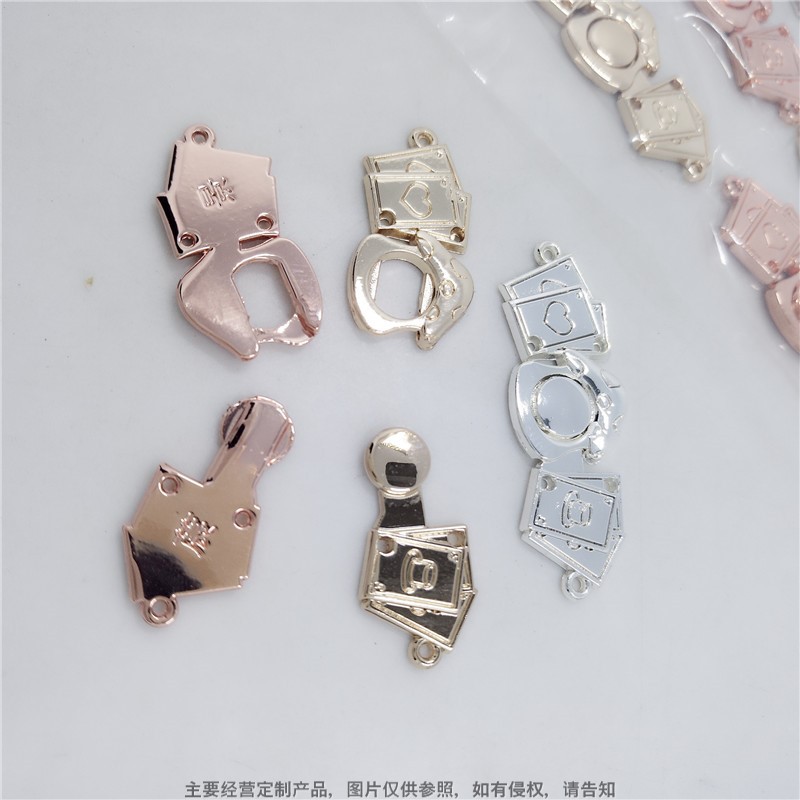 专属立领童衫汉服扣 精巧小对扣新风尚  古装扑克牌子母锁扣