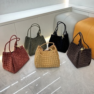 ĥɰƤ����������2025��Ʒ���ͬ��˻@�Ӵ�����ţƤˮͰ��Ů