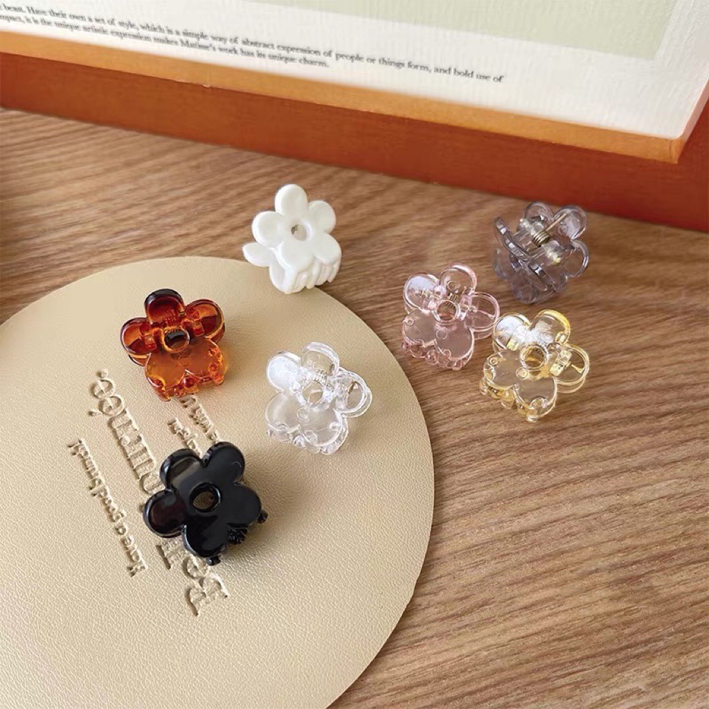 Sweet Flower Plastic Resin Hair Clip 1 Piece display picture 3