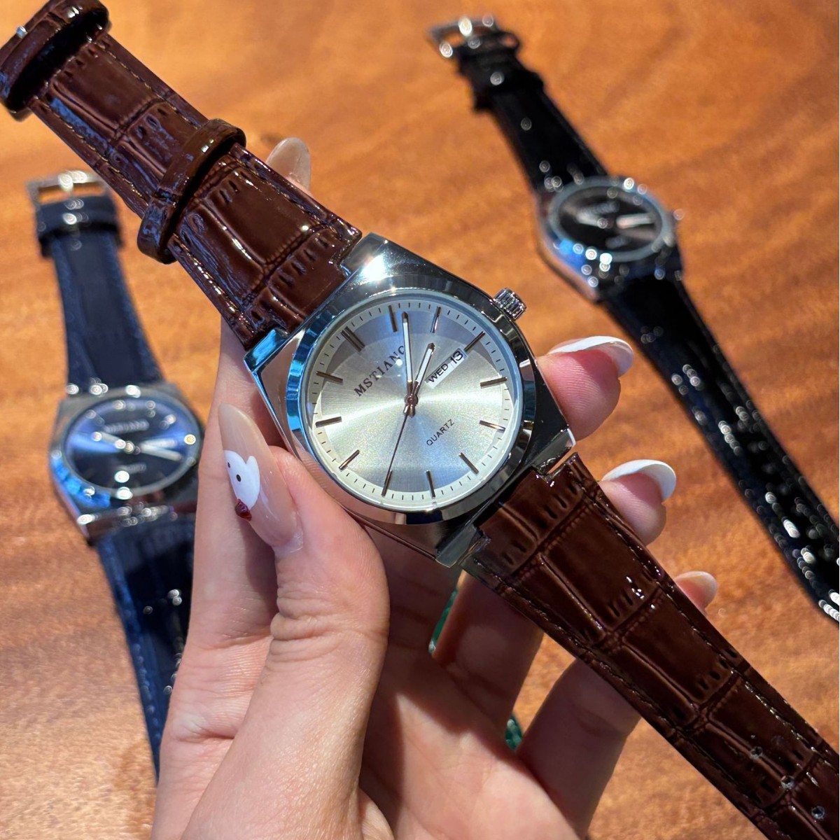 Factory Direct Sales Cross-Border New Ultra-Thin Luxury Men's Watch Waterproof Luminous Calendar Quartz Watch Non-Mechanical Watch