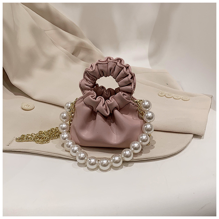 255g Weight Beading, Pearls Fashion Element Clasp Frame Closure Type Top Handle, Chain Strap Type Crossbody Bag Bags Type Casual, Daily, Shopping Occasion Pu Leather Material Solid Color Pattern All Seasons Season Kid'S Gender Cute Style Bucket Shape Kid'S Pu Leather Solid Color Cute Beading Pearls Bucket Clasp Frame Crossbody Bag 20