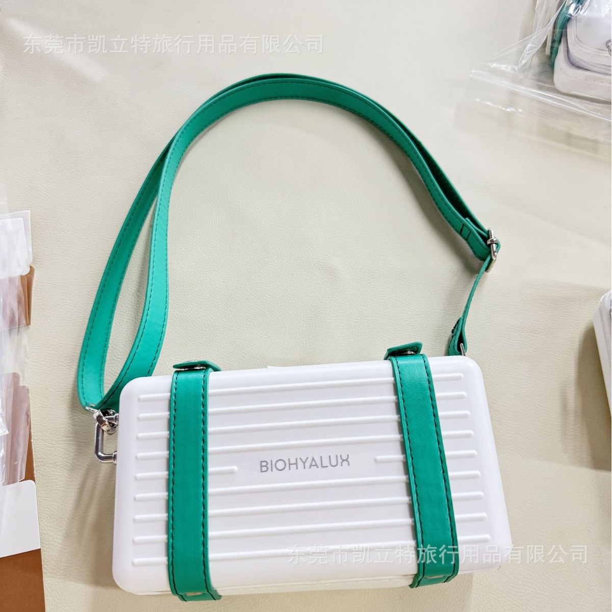 新款定制PC化妆包手拿包随身斜挎包mini旅行箱打印logo