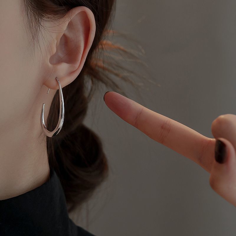 Exquisite Water Drop Stud Earrings Minimalist Geometric Style_voghion.com