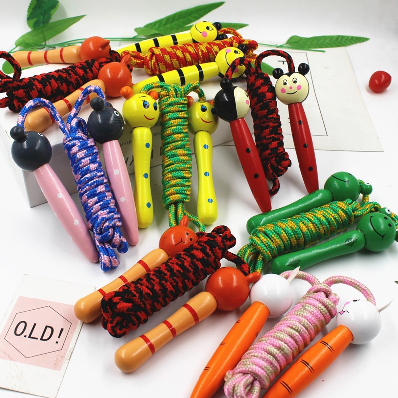 Dibujos animados lindo animal pequeño saltar cuerda de madera nylon color saltar cuerda para estudiantes entretenimiento fitness deportes saltar cuerda al por mayor