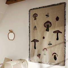 ferm living フォレストタペストリーブランケット、サンド 北欧の森のキノコタペストリー