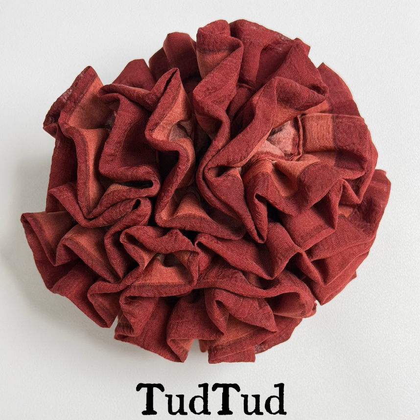TudTud French handmade scrunchie! French vintage style gentle hair accessory with floral hydrangea embroidery
